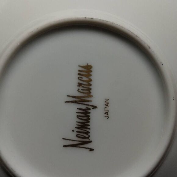 Neiman Marcus Japan Vintage Demitasse Espresso Cup & Saucer Set of 4 Gold Diamon - Picture 15 of 15